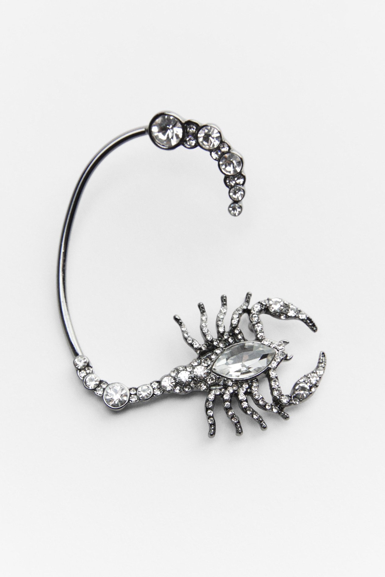 Marka Taşlı Akrep Earcuff