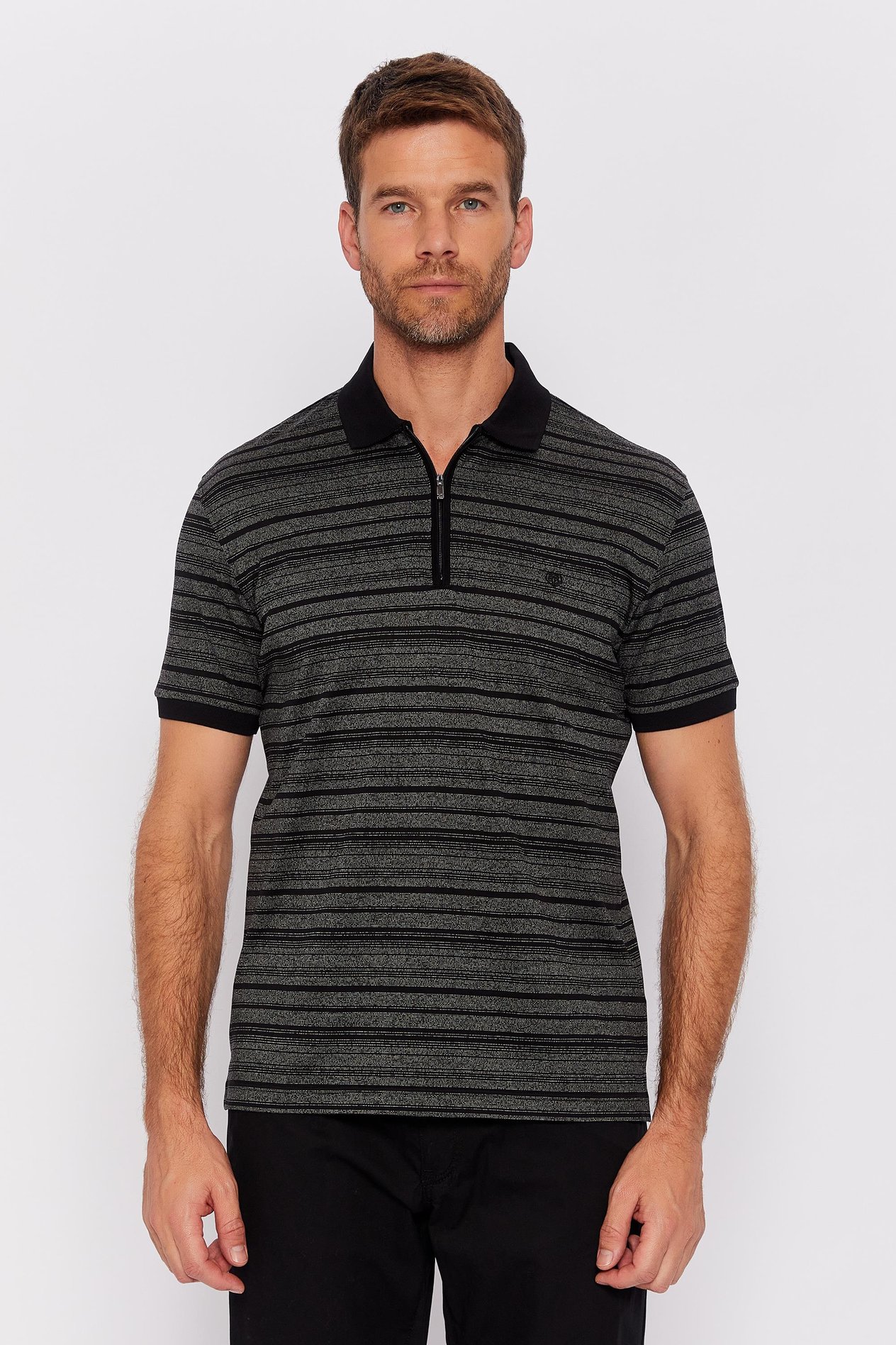 Romano Botta Siyah Fermuarlı Polo Yaka Kısa Kol Desenli T-shirt