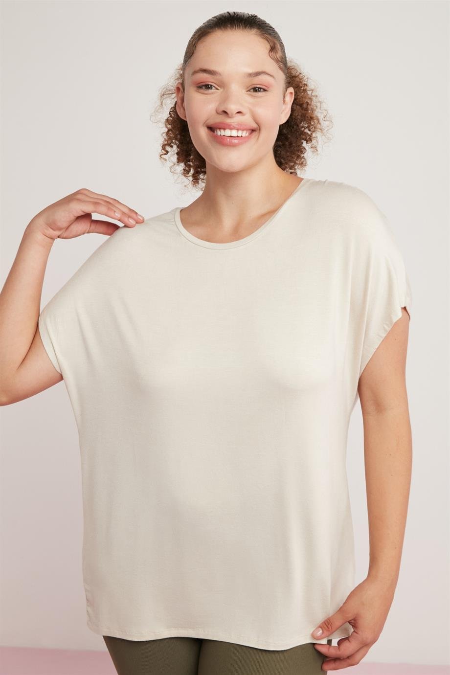 AMANDA Örme Relaxed Bej Tekli Büyük Beden T-shirt