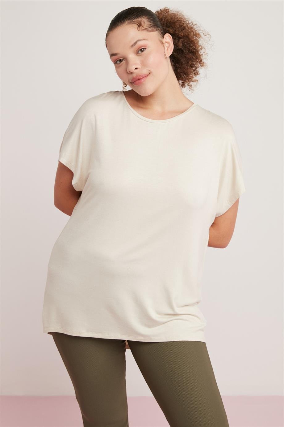 AMANDA Örme Relaxed Bej Tekli Büyük Beden T-shirt