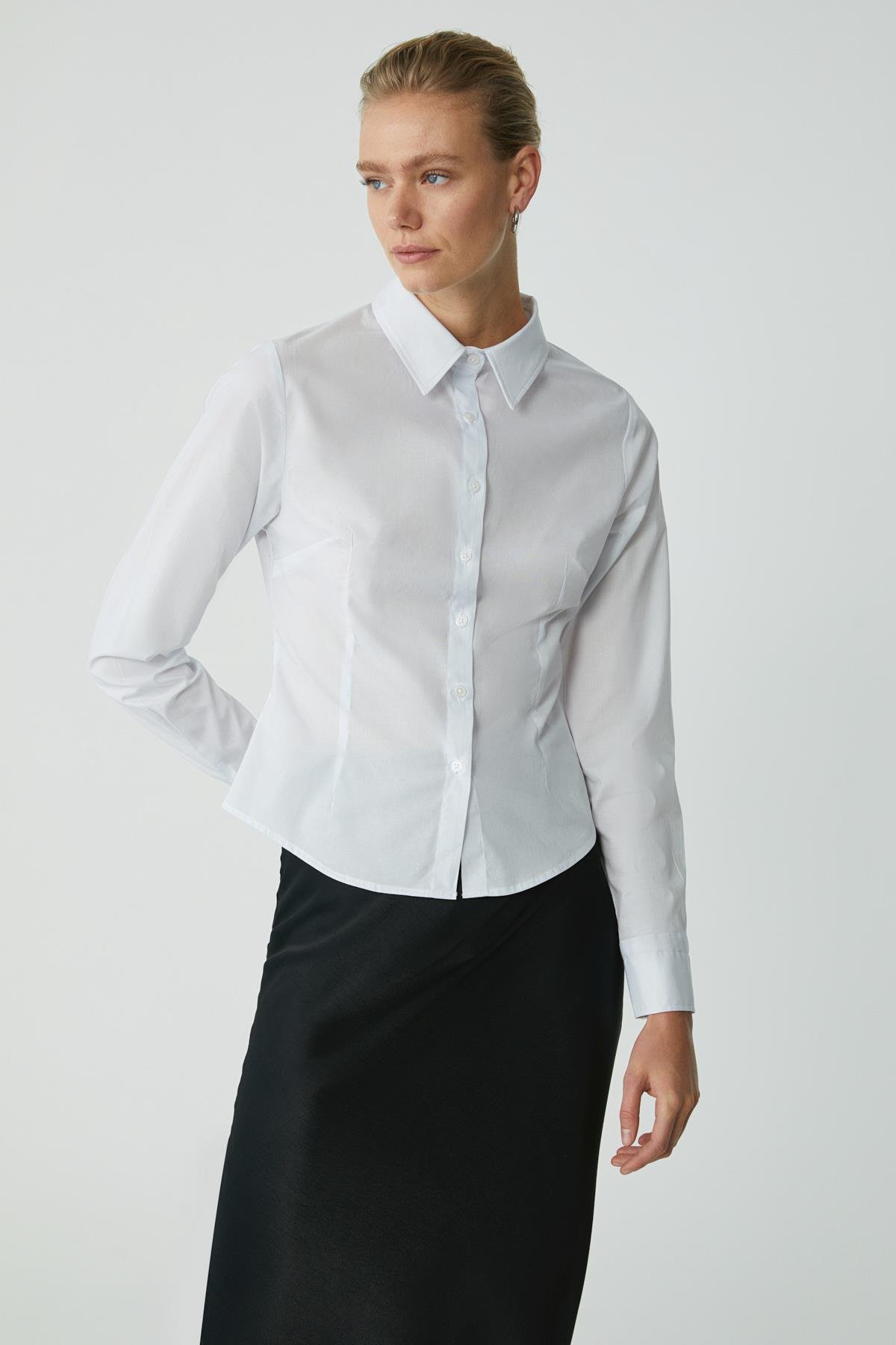 EVANGELINE Kadın Slim Fit Dar Kesim Likralı Cepsiz Uzun Kollu Poplin Beyaz Gömlek