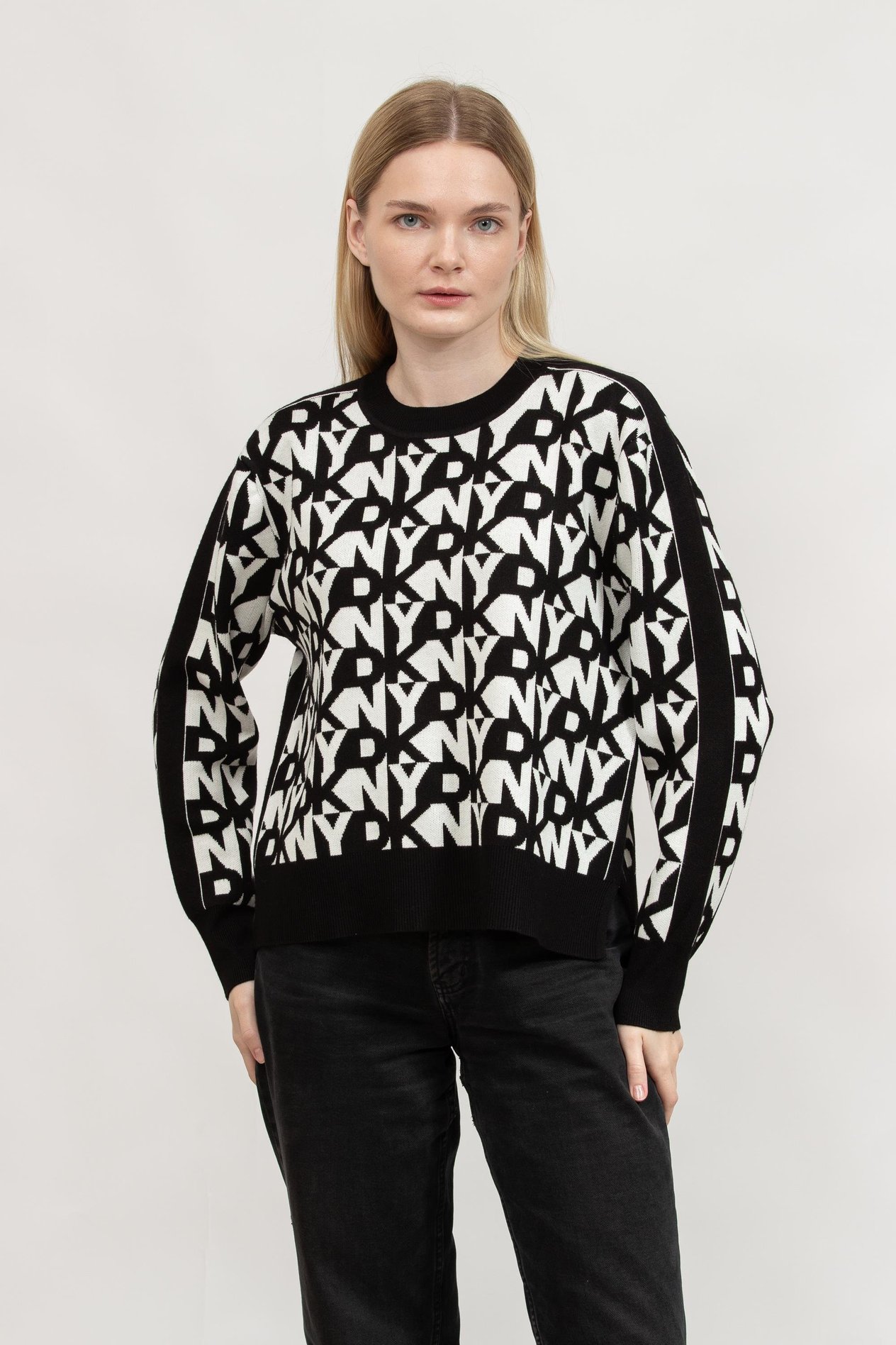 dkny-kadin-triko--4a74-.jpg