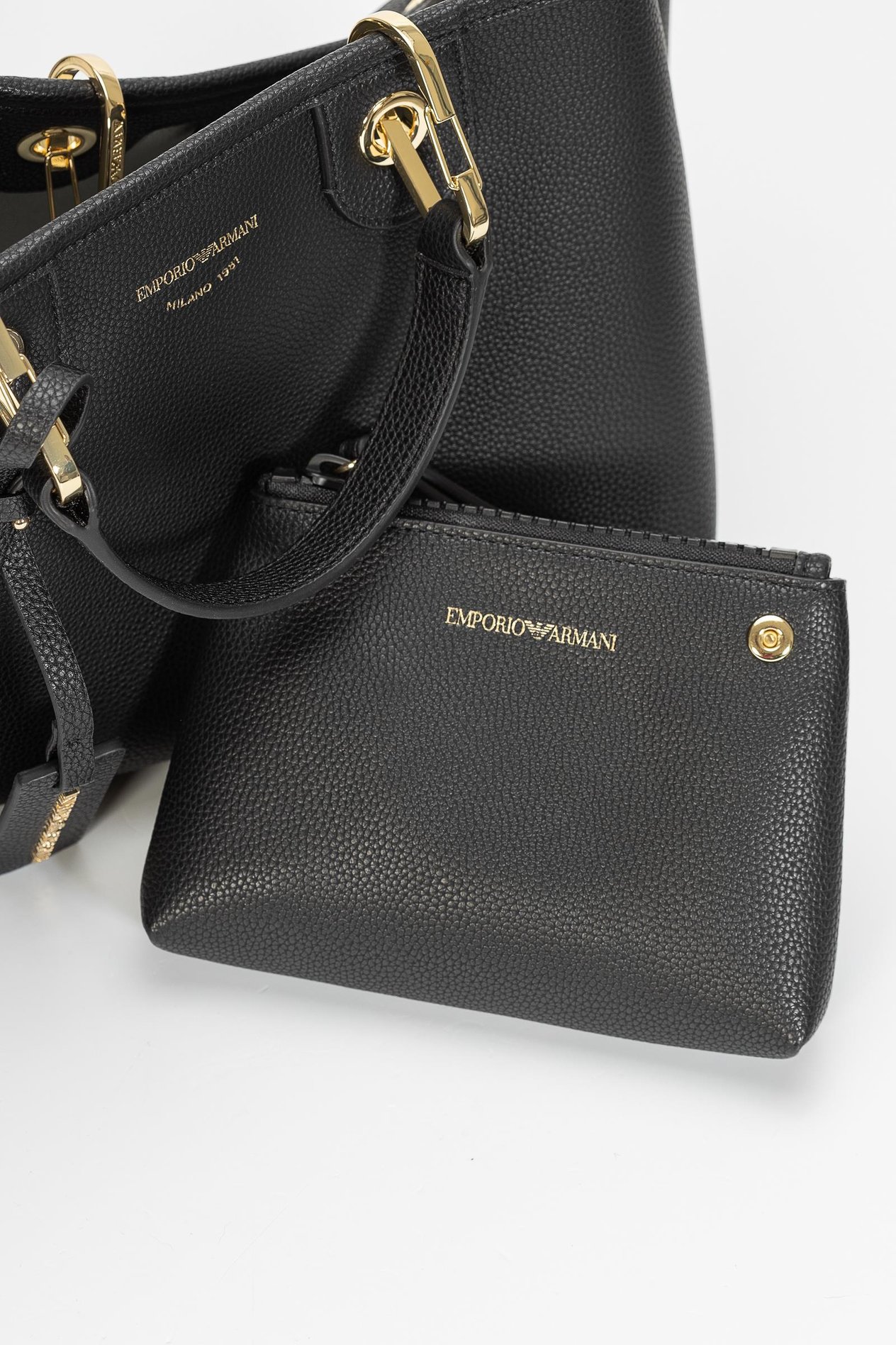 Emporio Armani Kadın Omuz Çantası