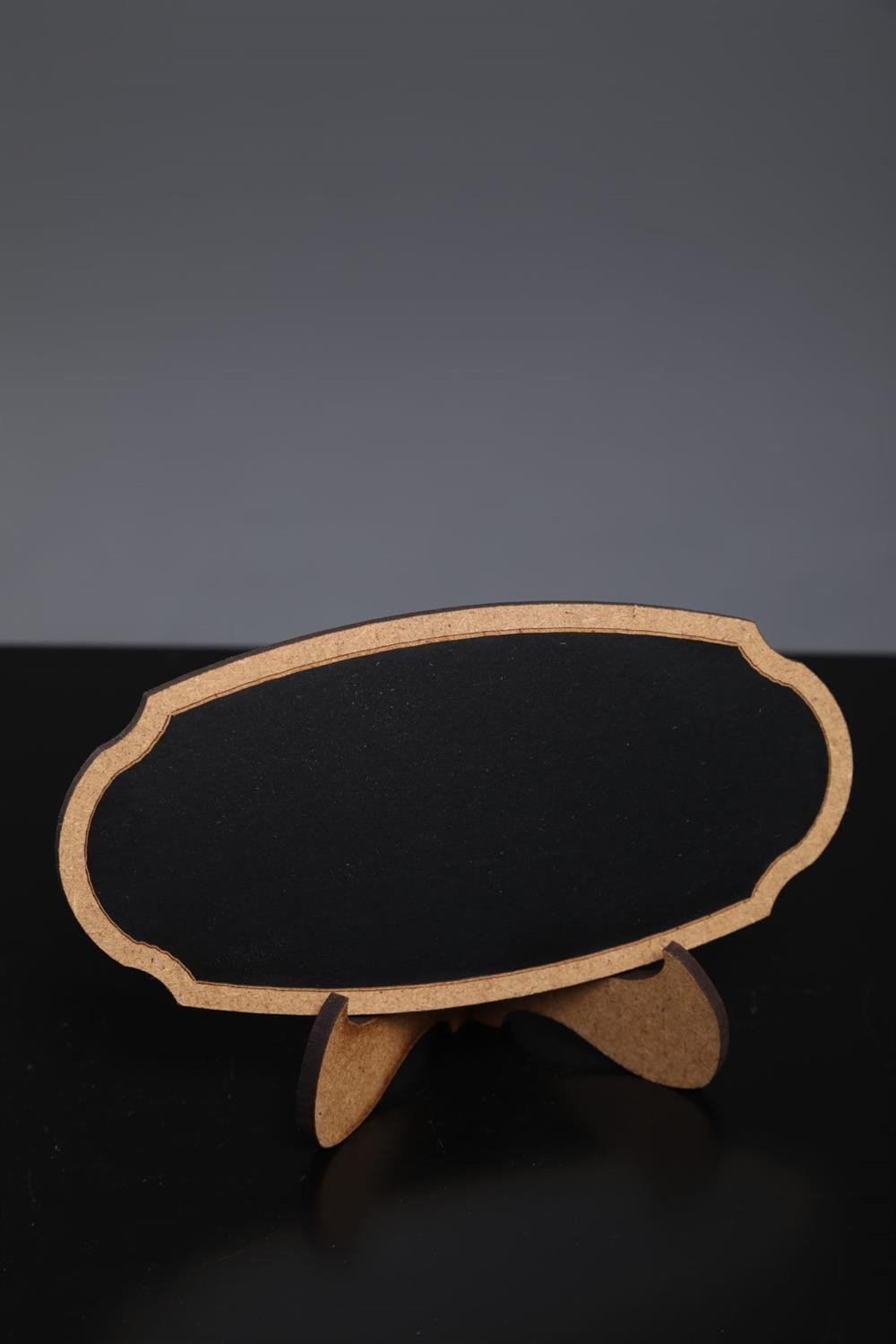 Oval Ayaklı Kara Tahta Etiketlik