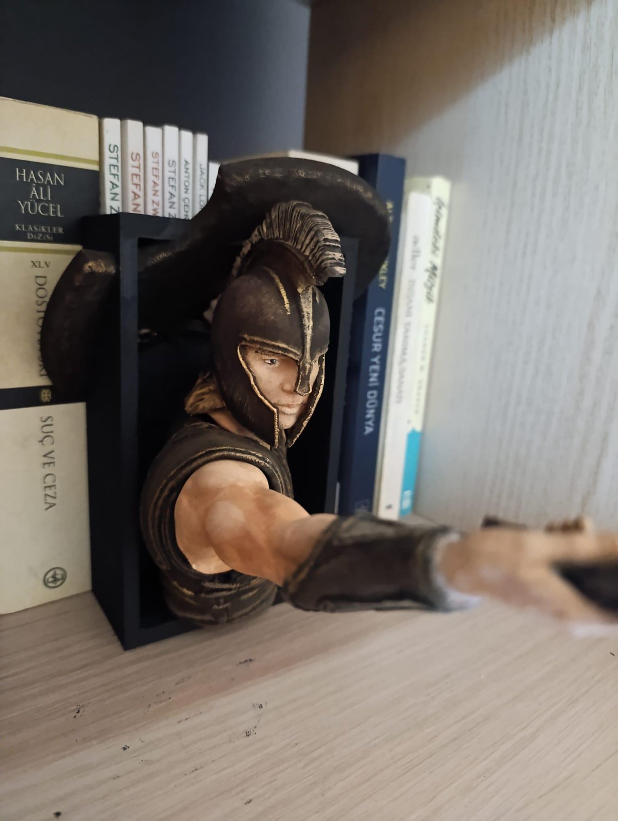 Book Nook Achilles
