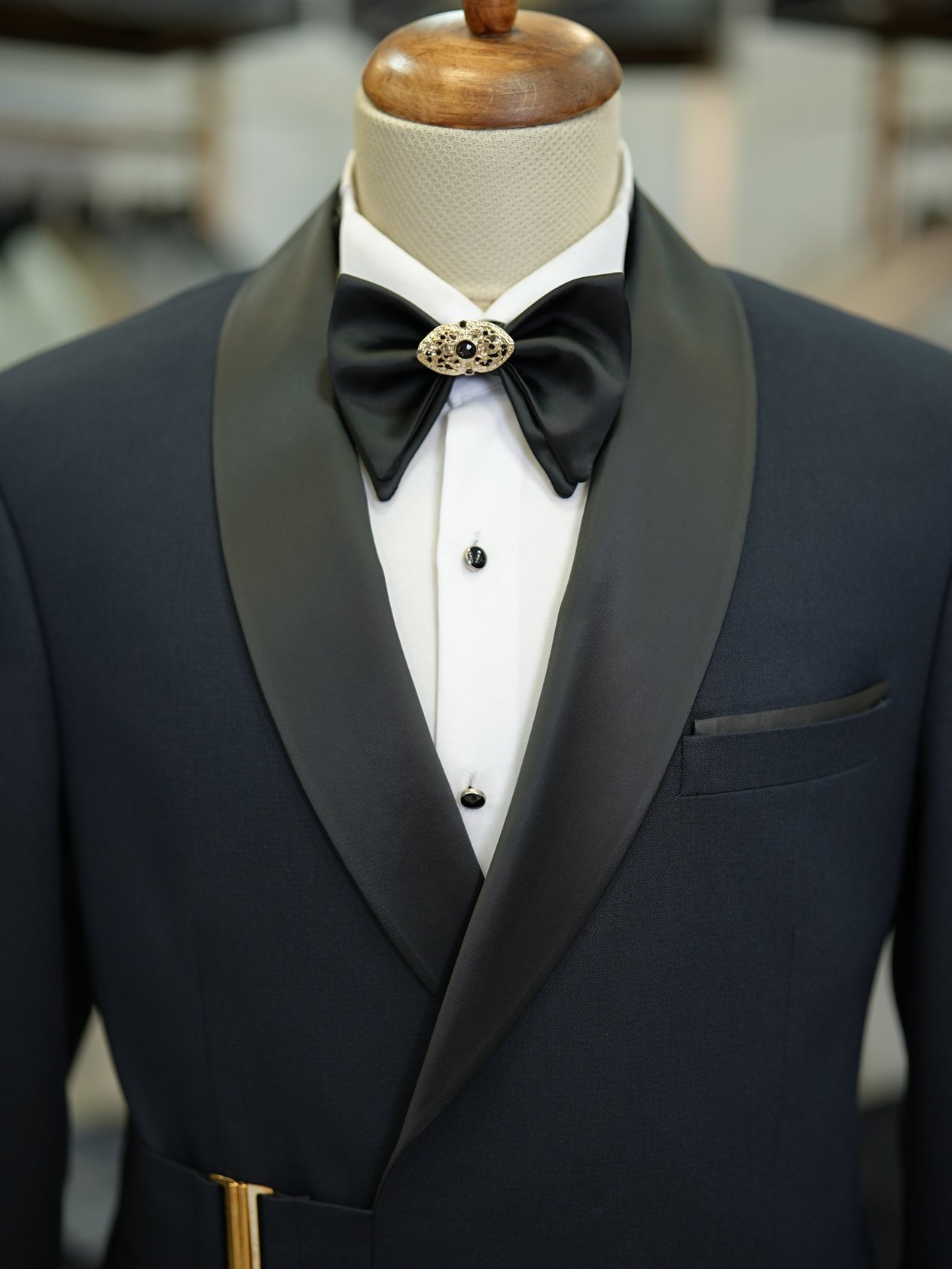 Erkek Kruvaze Smokin Damatlık Gold Toka Şal Yaka İtalyan Stil Slim Fit Ceket Pantolon Papyon - Koyu Lacivert