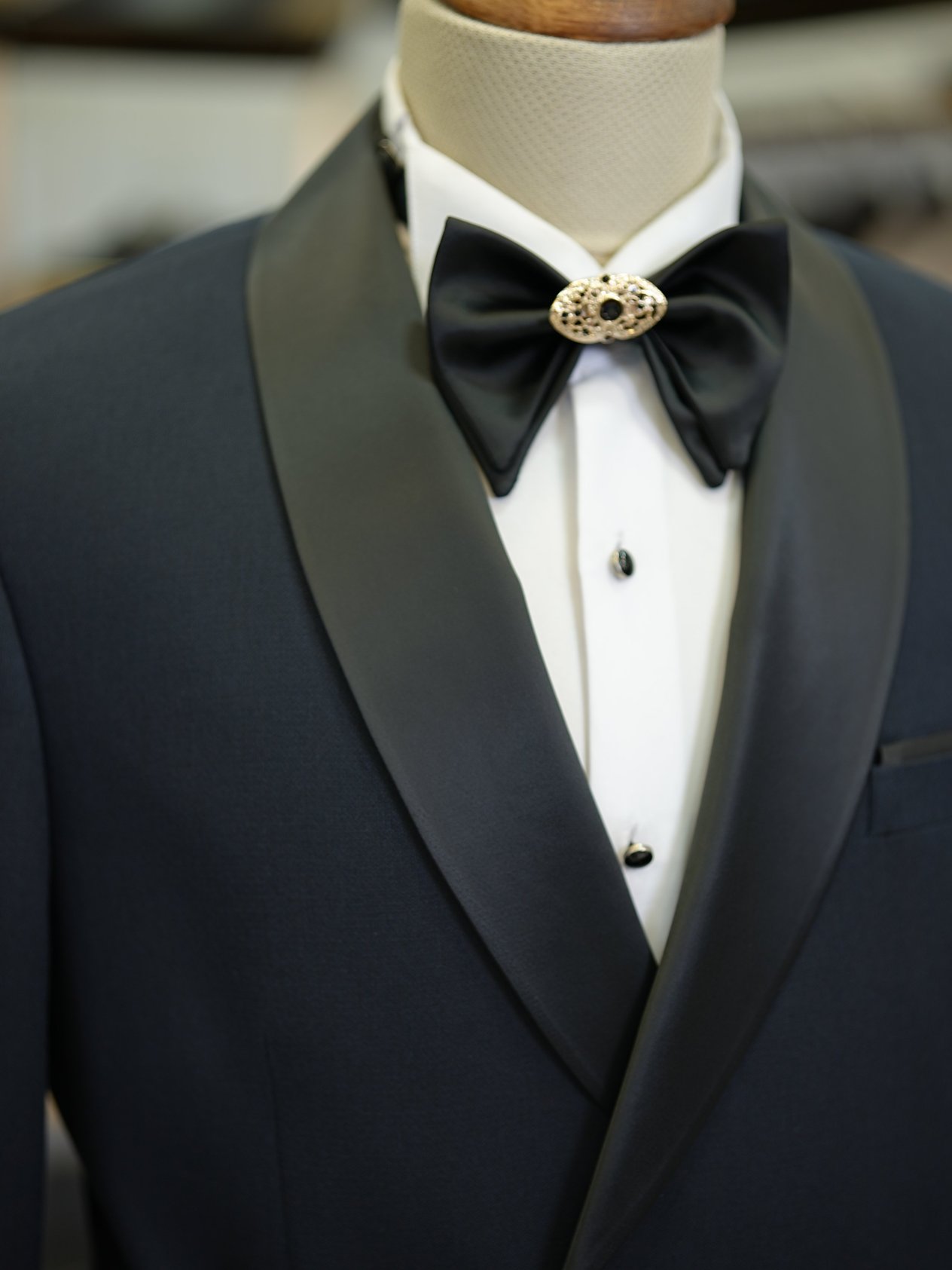 Erkek Kruvaze Smokin Damatlık Gold Toka Şal Yaka İtalyan Stil Slim Fit Ceket Pantolon Papyon - Koyu Lacivert