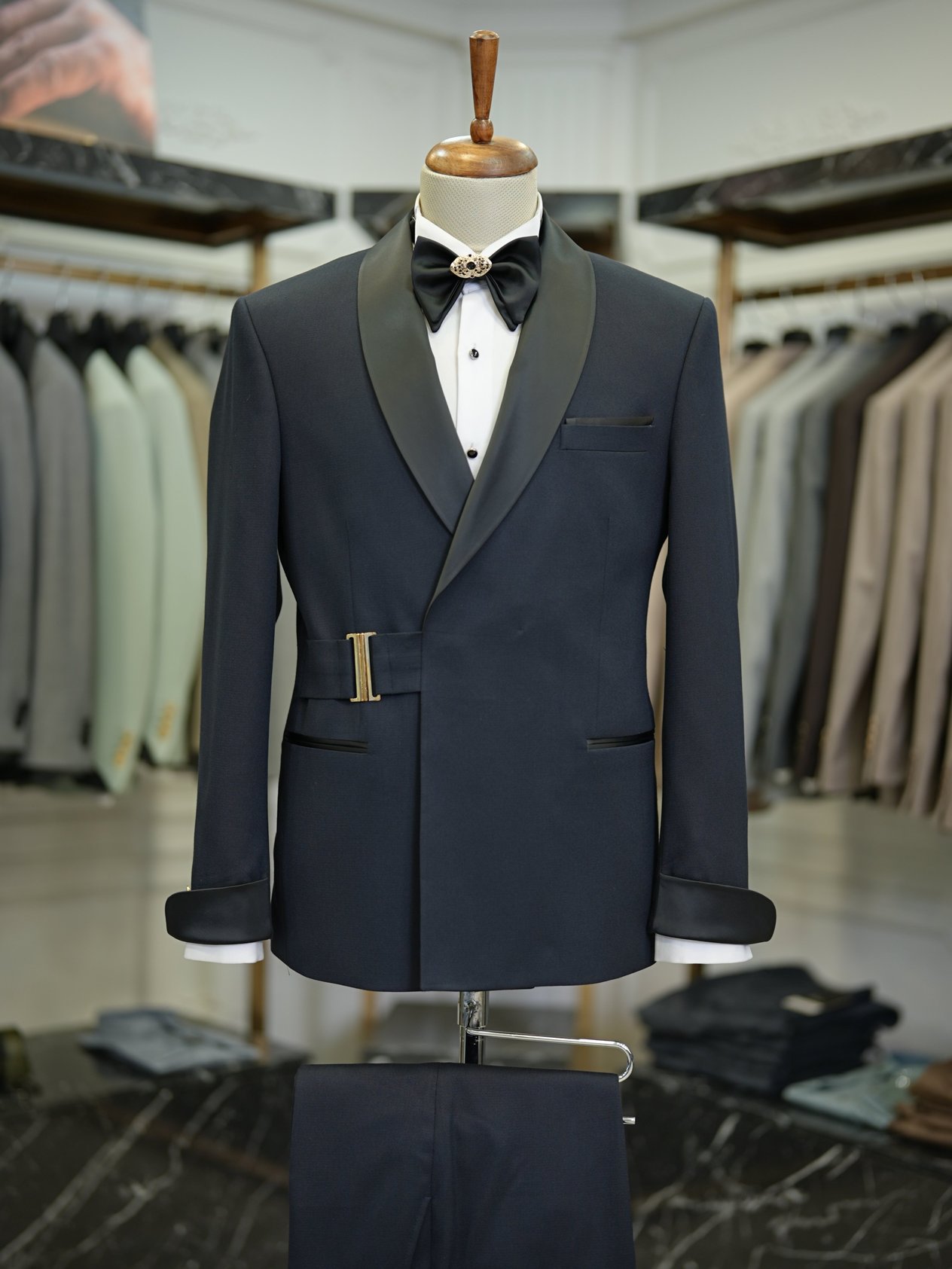 Erkek Kruvaze Smokin Damatlık Gold Toka Şal Yaka İtalyan Stil Slim Fit Ceket Pantolon Papyon - Koyu Lacivert