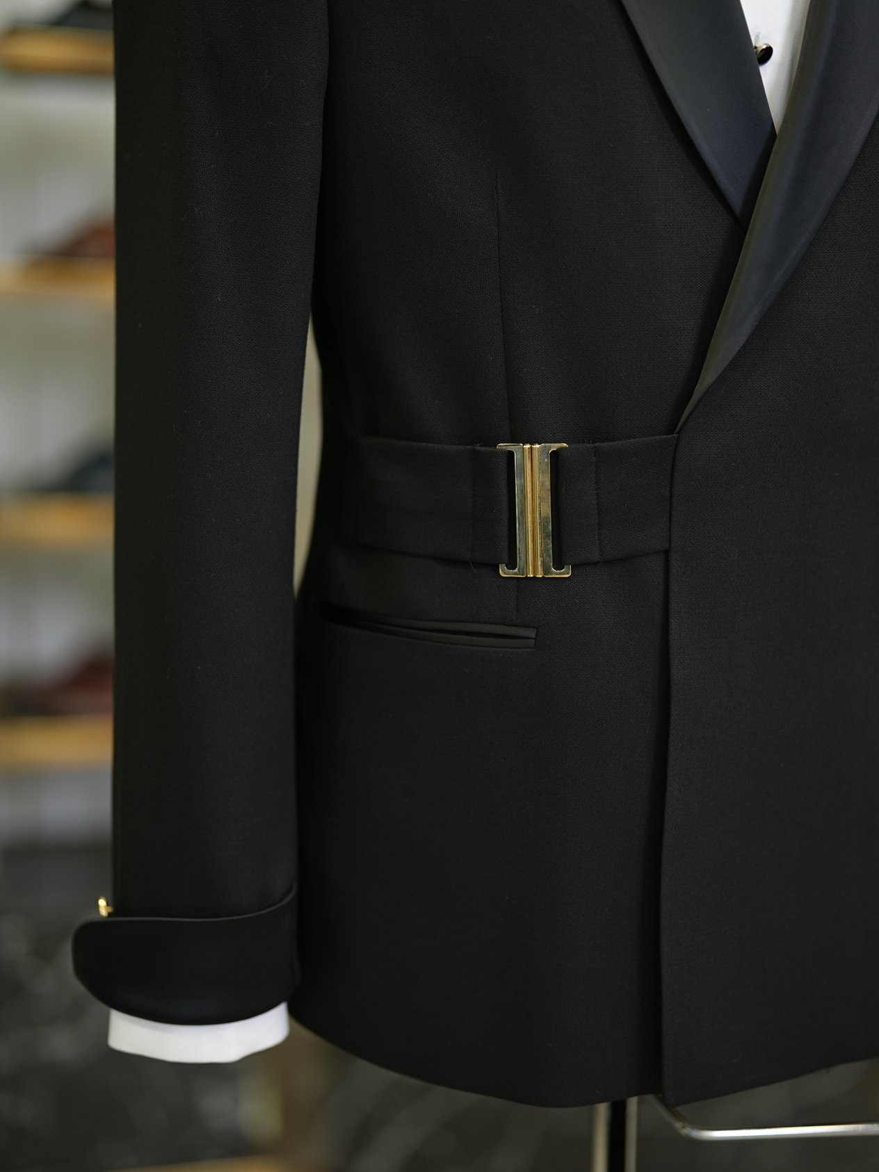 Erkek Kruvaze Smokin Damatlık Gold Toka Şal Yaka İtalyan Stil Slim Fit Ceket Pantolon Papyon - Siyah