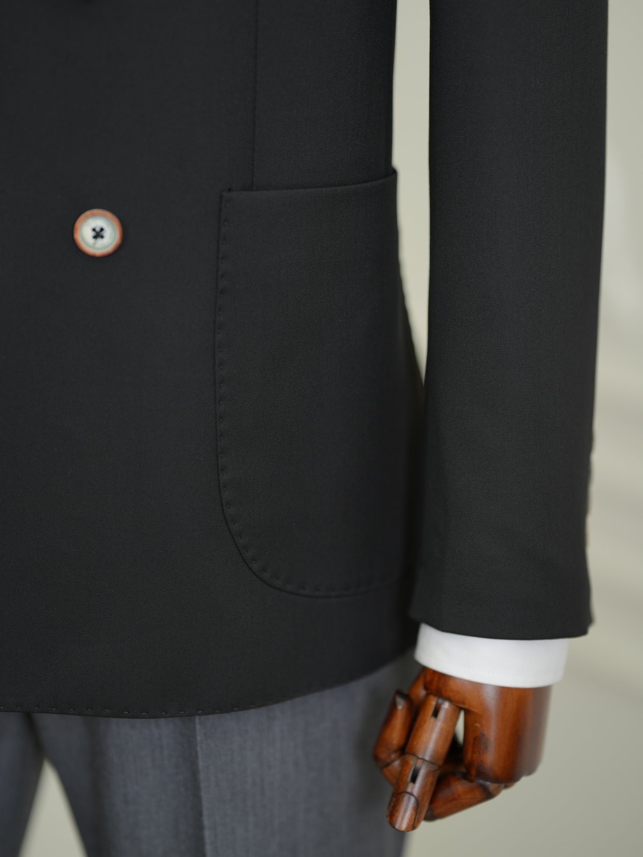 Erkek Premium İtalyan Stil Slim Fit Erkek Punto Dikişli Torba Cepli Yarım Astarlı Kruvaze Ceket-Siyah