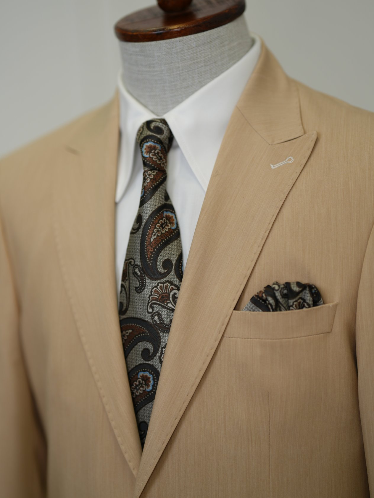 Erkek Premium İtalyan Stil Slim Fit Erkek Punto Dikişli Torba Cepli Yarım Astarlı Ceket - Krem