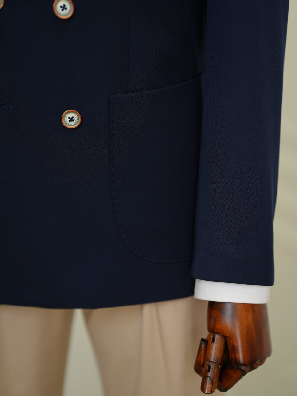 Erkek Premium İtalyan Stil Slim Fit Erkek Punto Dikişli Torba Cepli Yarım Astarlı Kruvaze Ceket-Lacivert