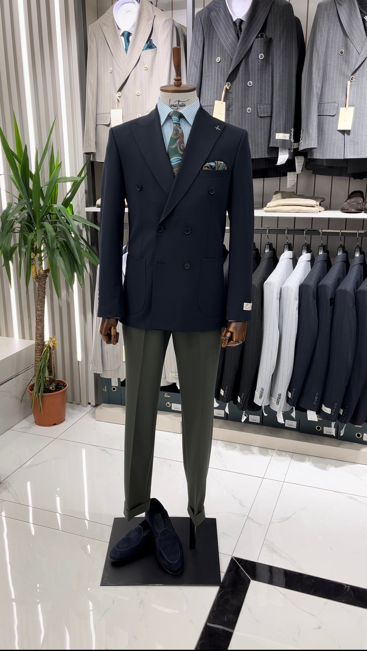 Erkek Premium İtalyan Stil Slim Fit Erkek Punto Dikişli Torba Cepli Yarım Astarlı Kruvaze Ceket - Koyu Lacivert