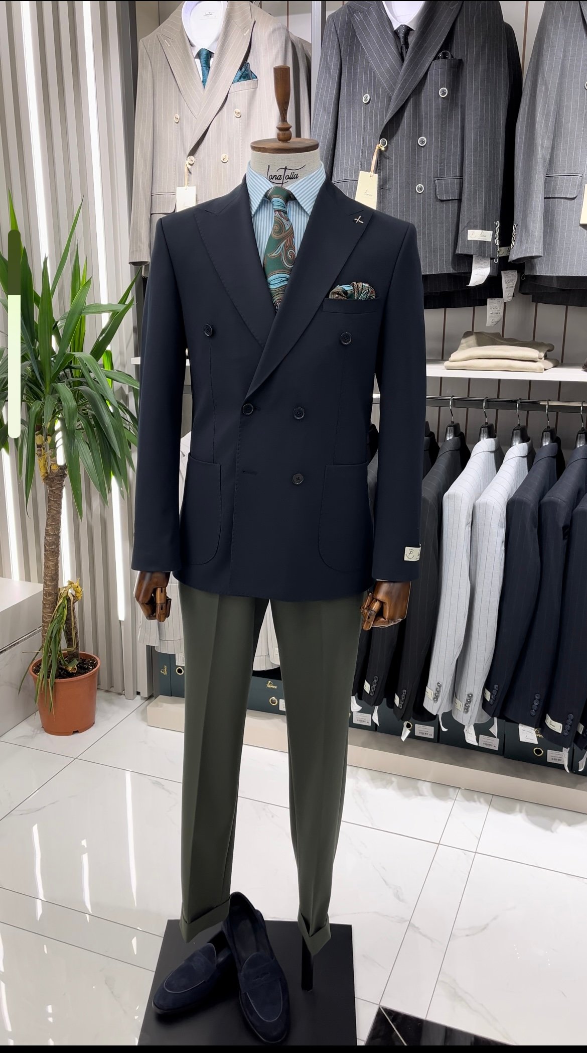 Erkek Premium İtalyan Stil Slim Fit Erkek Punto Dikişli Torba Cepli Yarım Astarlı Kruvaze Ceket - Koyu Lacivert