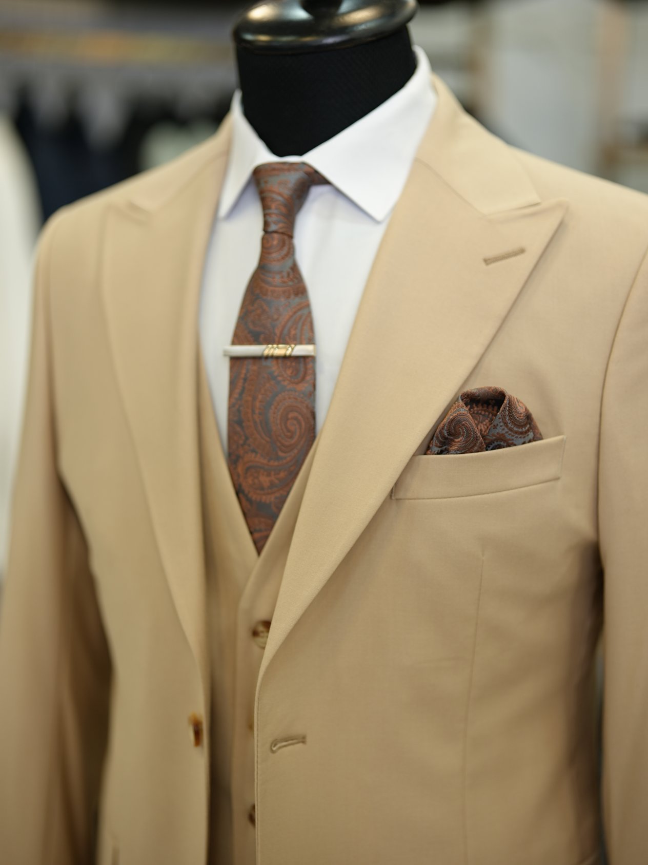 Erkek Takım Elbise Kırlangıç Yaka İtalyan Stil Slim Fit Ceket Yelek Pantolon - Krem