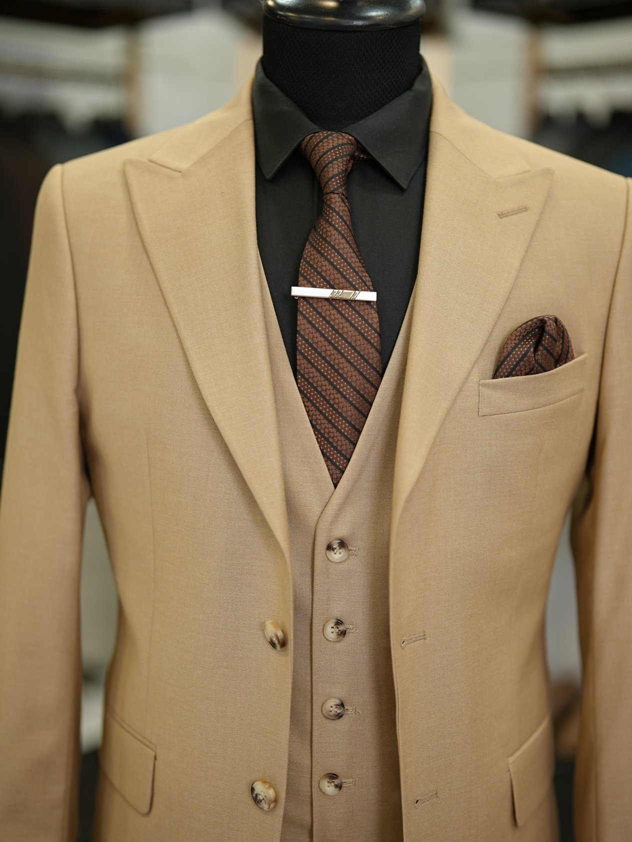 Erkek Takım Elbise Kırlangıç Yaka İtalyan Stil Slim Fit Ceket Yelek Pantolon - Krem