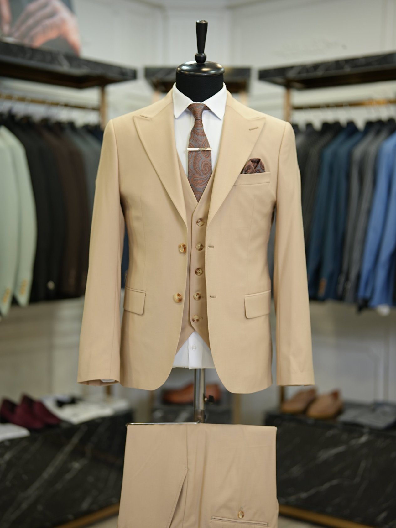 Erkek Takım Elbise Kırlangıç Yaka İtalyan Stil Slim Fit Ceket Yelek Pantolon - Krem