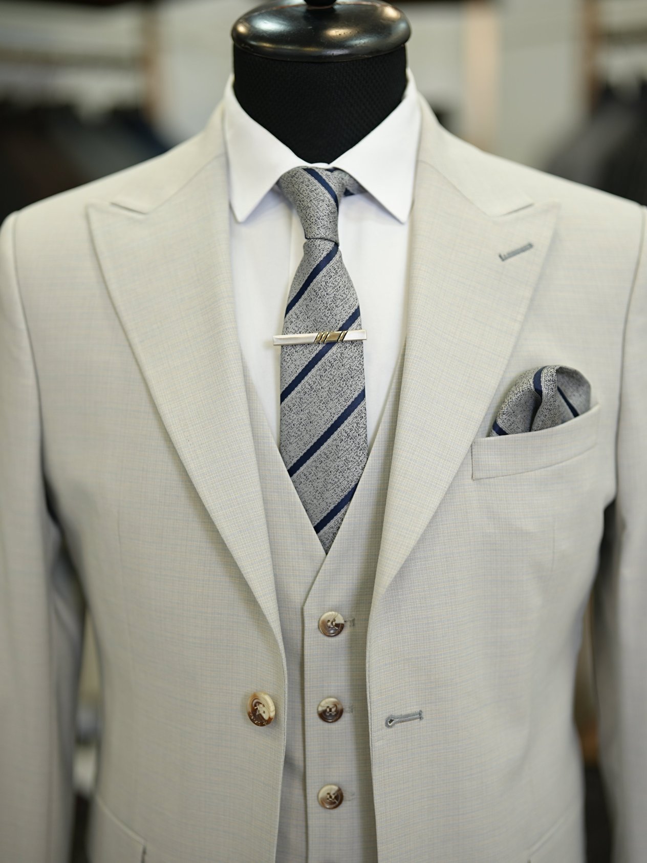 Erkek Takım Elbise Kırlangıç Yaka İtalyan Stil Slim Fit Ceket Yelek Pantolon - Açık gri