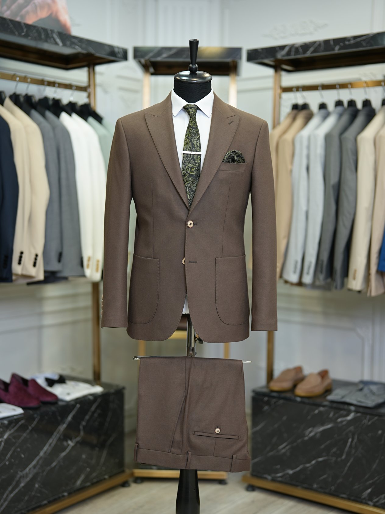 LuxuryYarım Astarlı Kırlangıç Yaka Punto Dikişli Torba Cepli Erkek Slim Fit İtalyan Stil Takım Elbise - Kahve