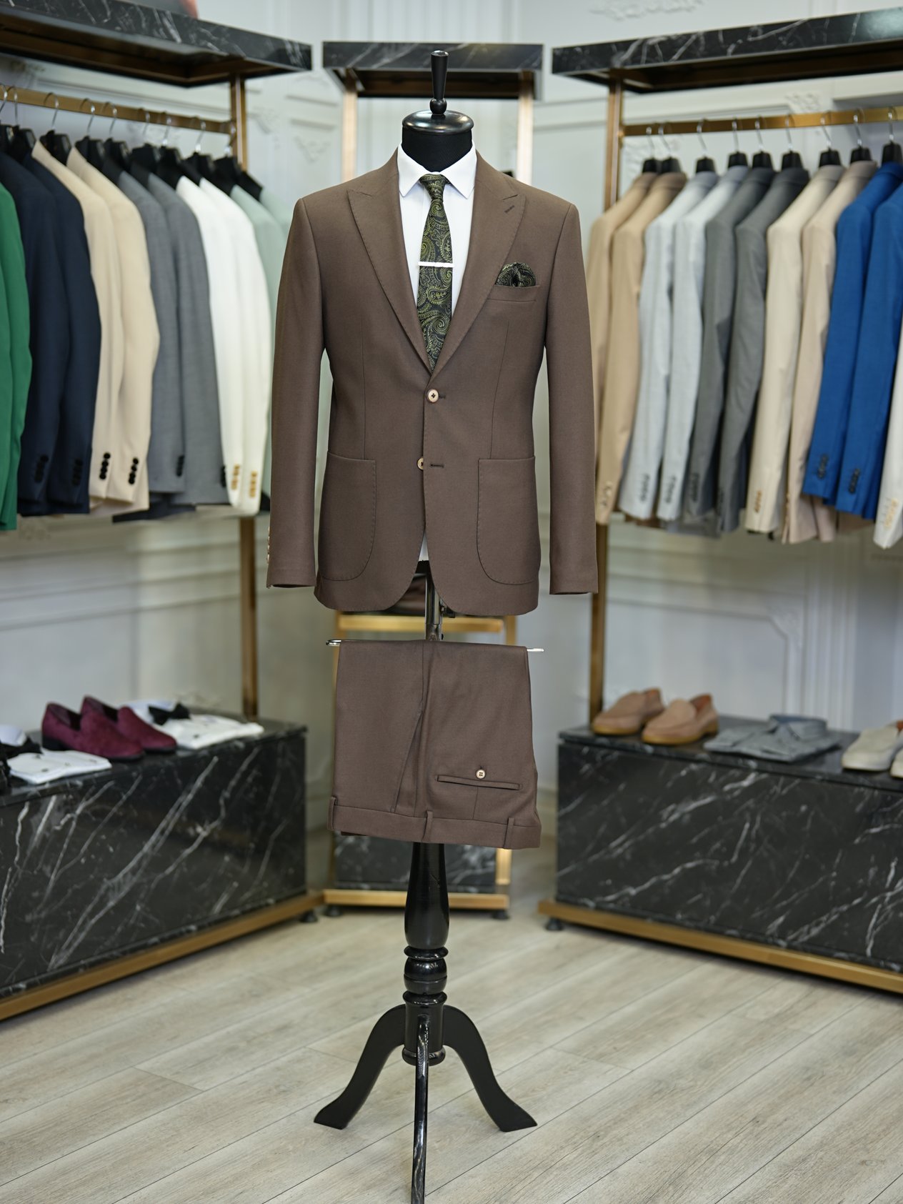 LuxuryYarım Astarlı Kırlangıç Yaka Punto Dikişli Torba Cepli Erkek Slim Fit İtalyan Stil Takım Elbise - Kahve
