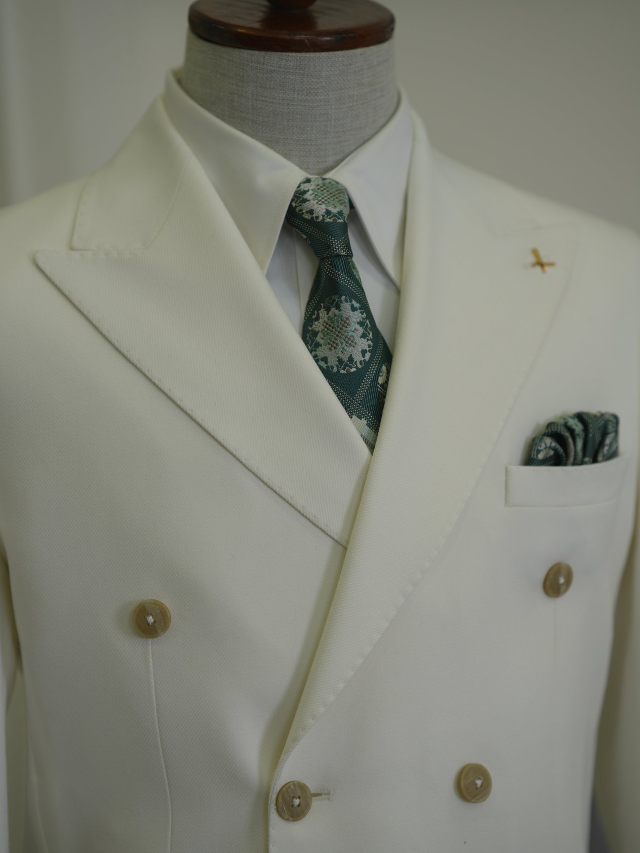Premium Erkek Slim Fit İtalyan Stil Torba Cepli Punto Dikişli Astarsız Kruvaze Ceket-Beyaz