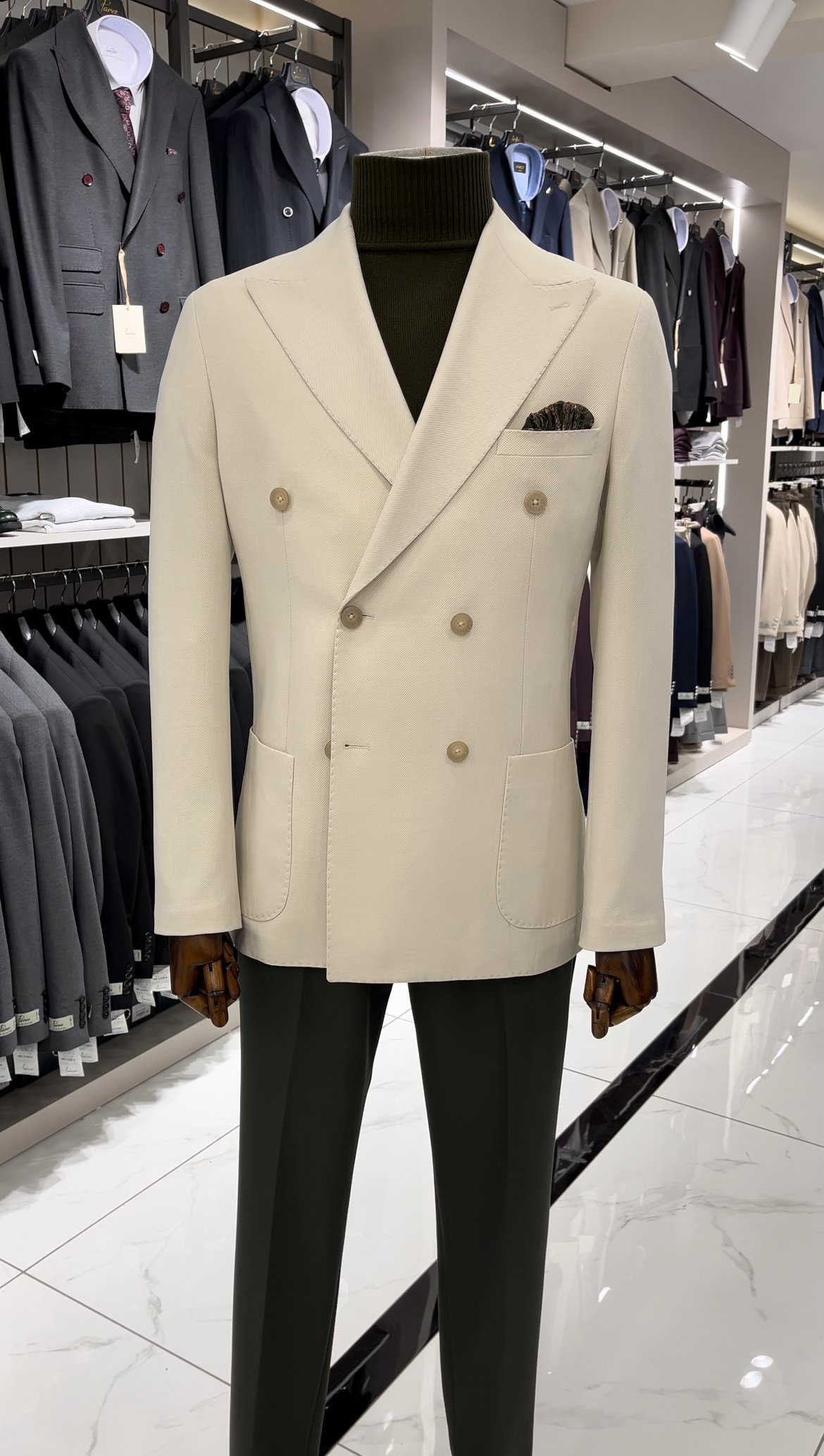 Premium Erkek Slim Fit İtalyan Stil Torba Cepli Punto Dikişli Astarsız Kruvaze Ceket-Bej