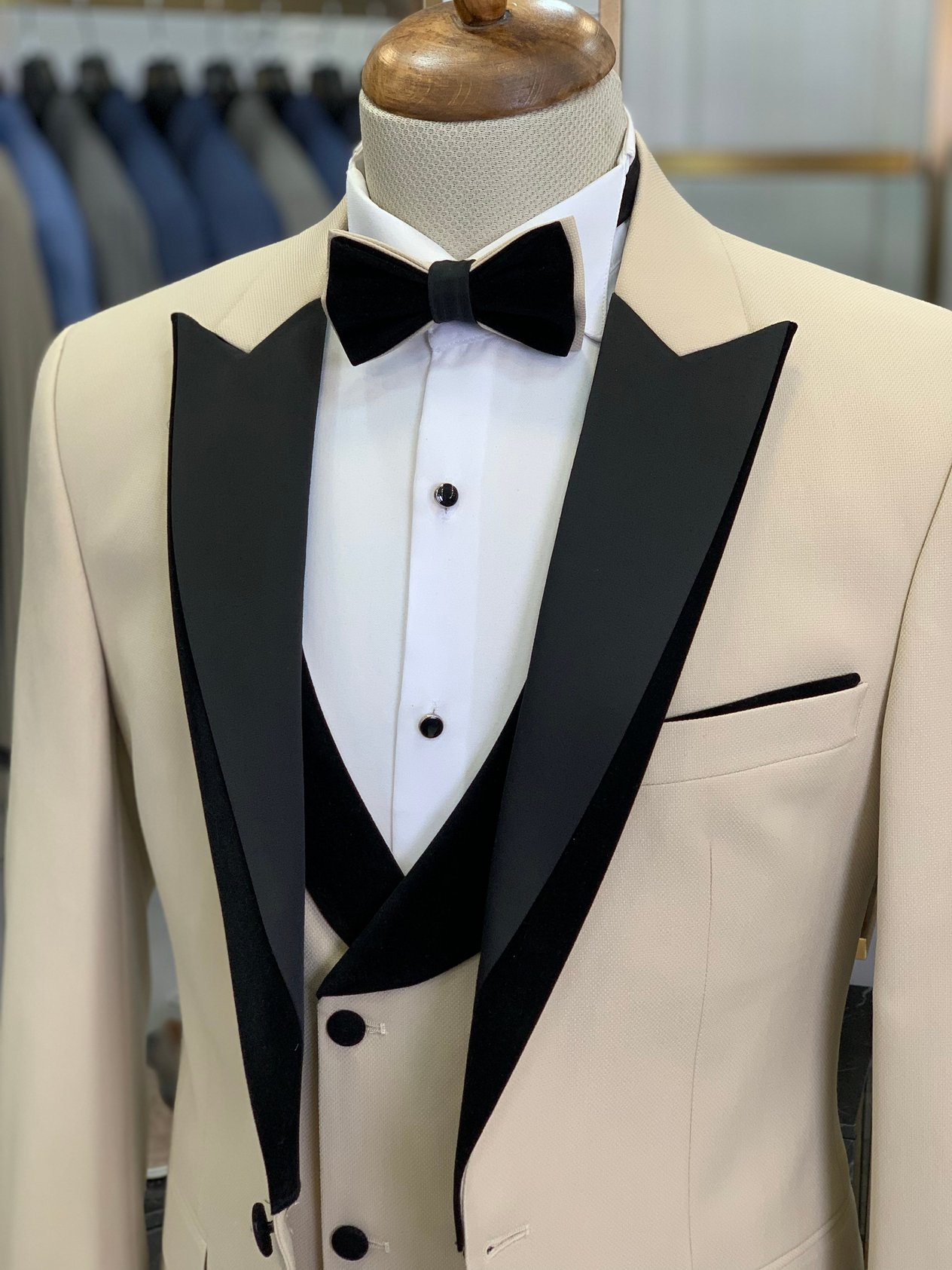 Slim Fit Damatlık Smokin Ceket Yelek Pantolon Papyon - Bej