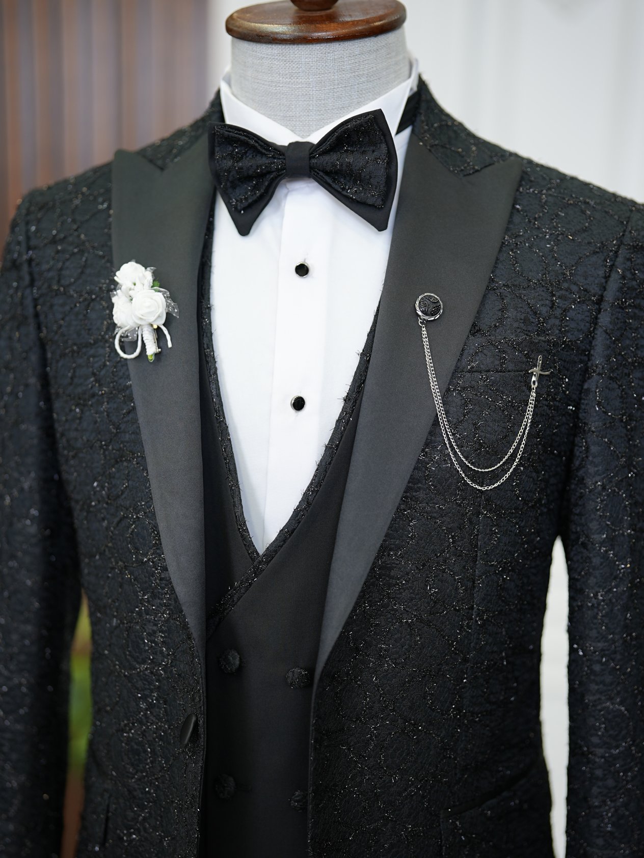 Slim Fit Tuxedo Groom Suit Jacket Vest Trousers Bow Tie - Black