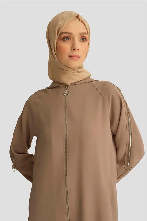 Armine TREND Omuz Spor Şeritli Kapüşonlu Bayan Giy-Çık Ferace Toprak 25YT803