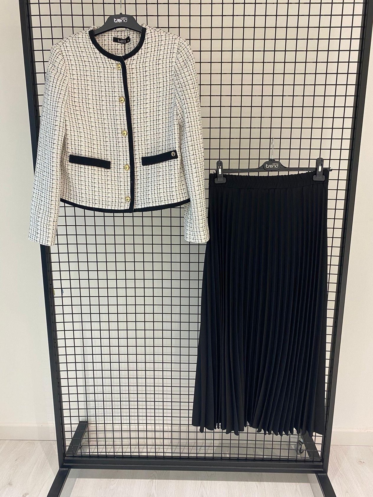 Armine Trend Tüvit Ceketli Takım Ekru 25KT630