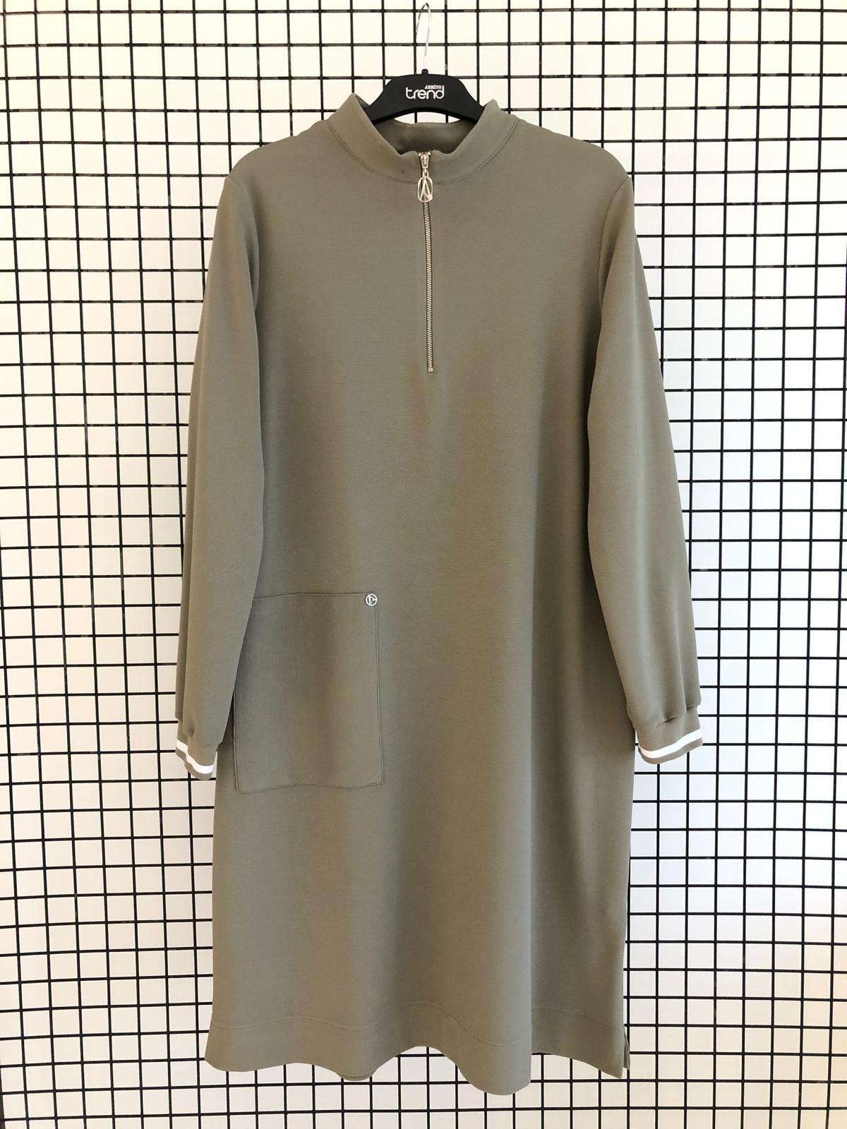 ARMİNE TREND Yakası Fermuarlı Kolları Ribanalı Örme Kumaş Tunik Haki 25KT443