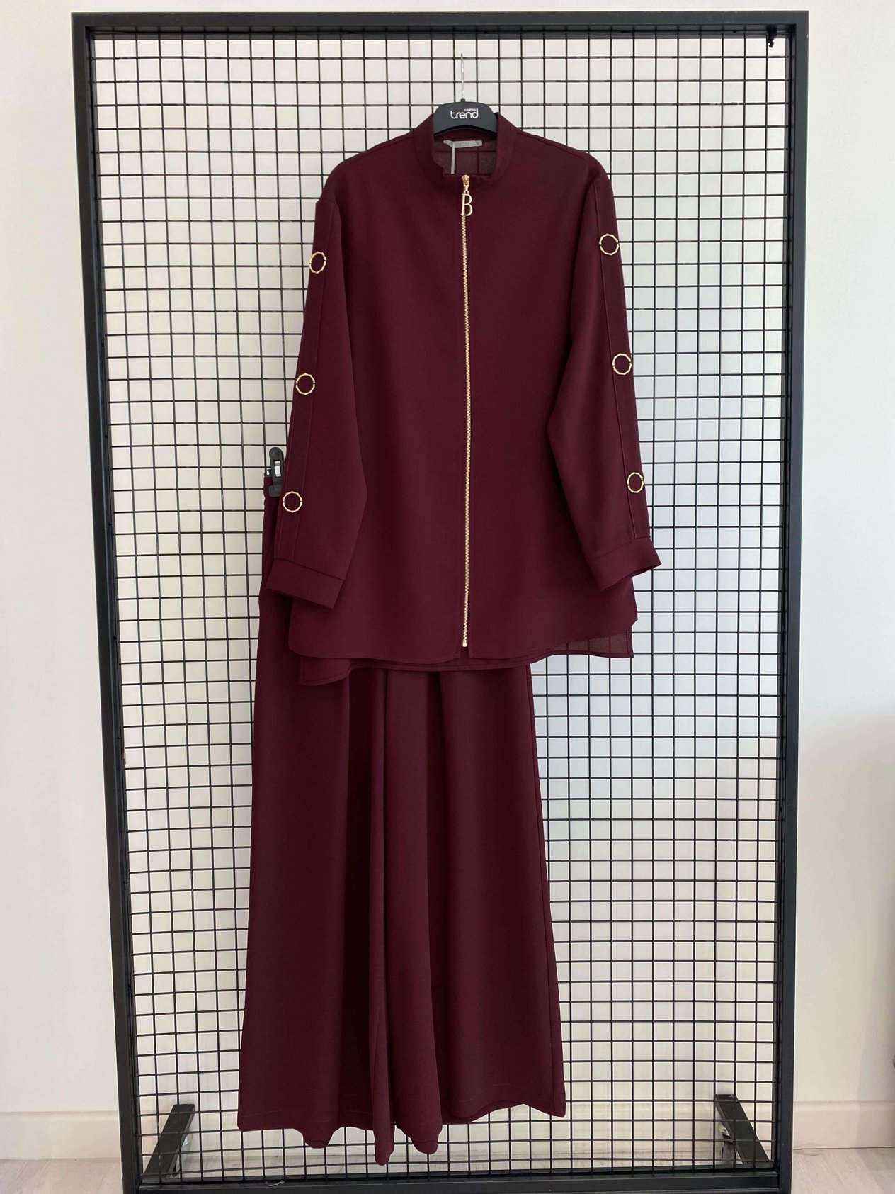 BELLİ Kolları Zımba Detaylı Bayan Takım Vişne 25K6001