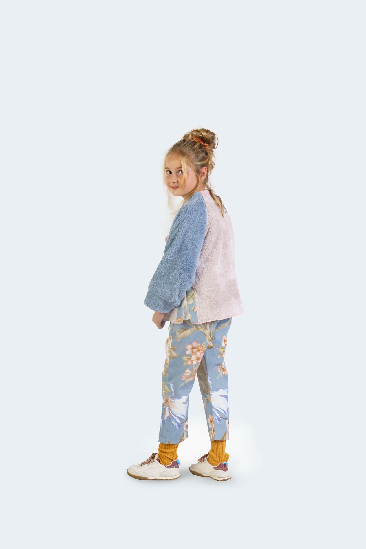 Çiçek Desenli Gabardin Pantolon