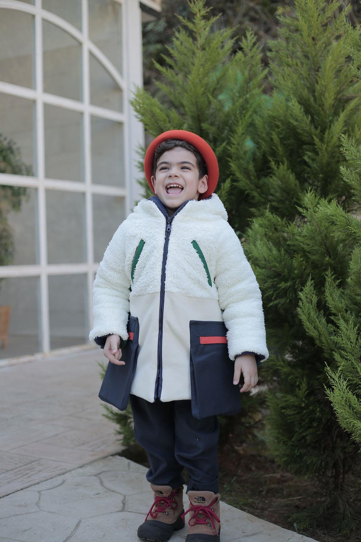 İçi Elyaf ve Polar Astarlı Erkek Çocuk Kaban