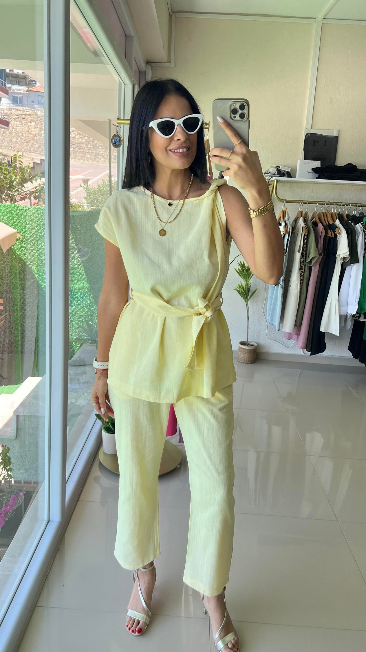8644  KETEN KUMAŞ KUŞAKLI TAKIM SARI