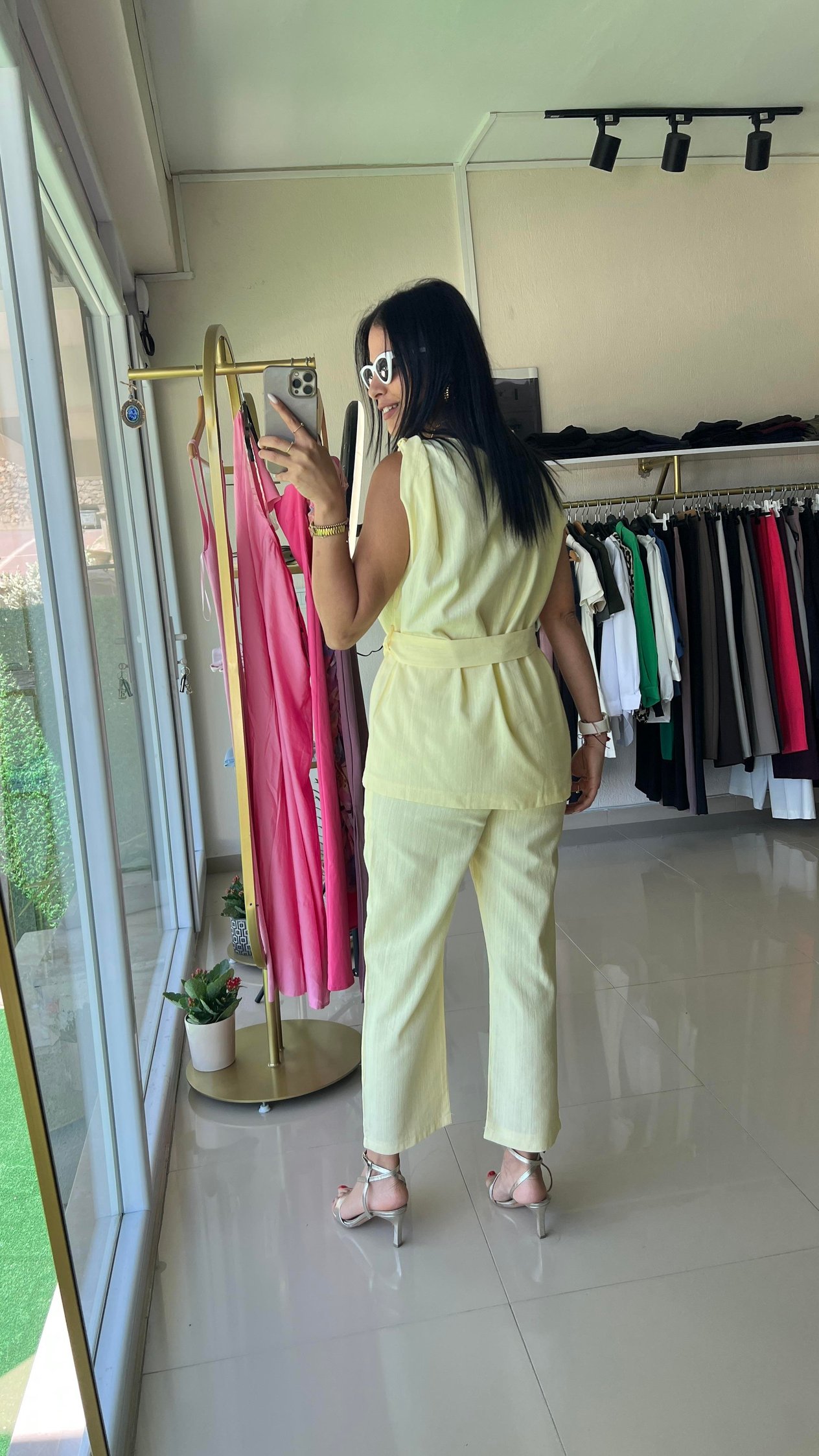 8644  KETEN KUMAŞ KUŞAKLI TAKIM SARI