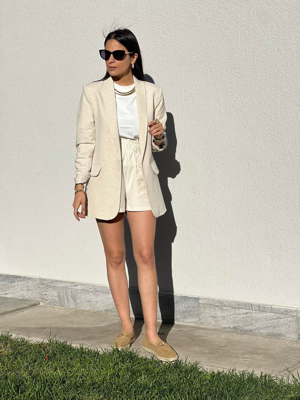 KOLU BÜZGÜLÜ KETEN BLAZER