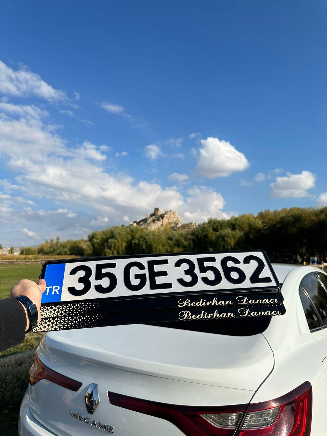 Eğik Yazılı, Desenli Kişiye Özel Araç Plakalık
