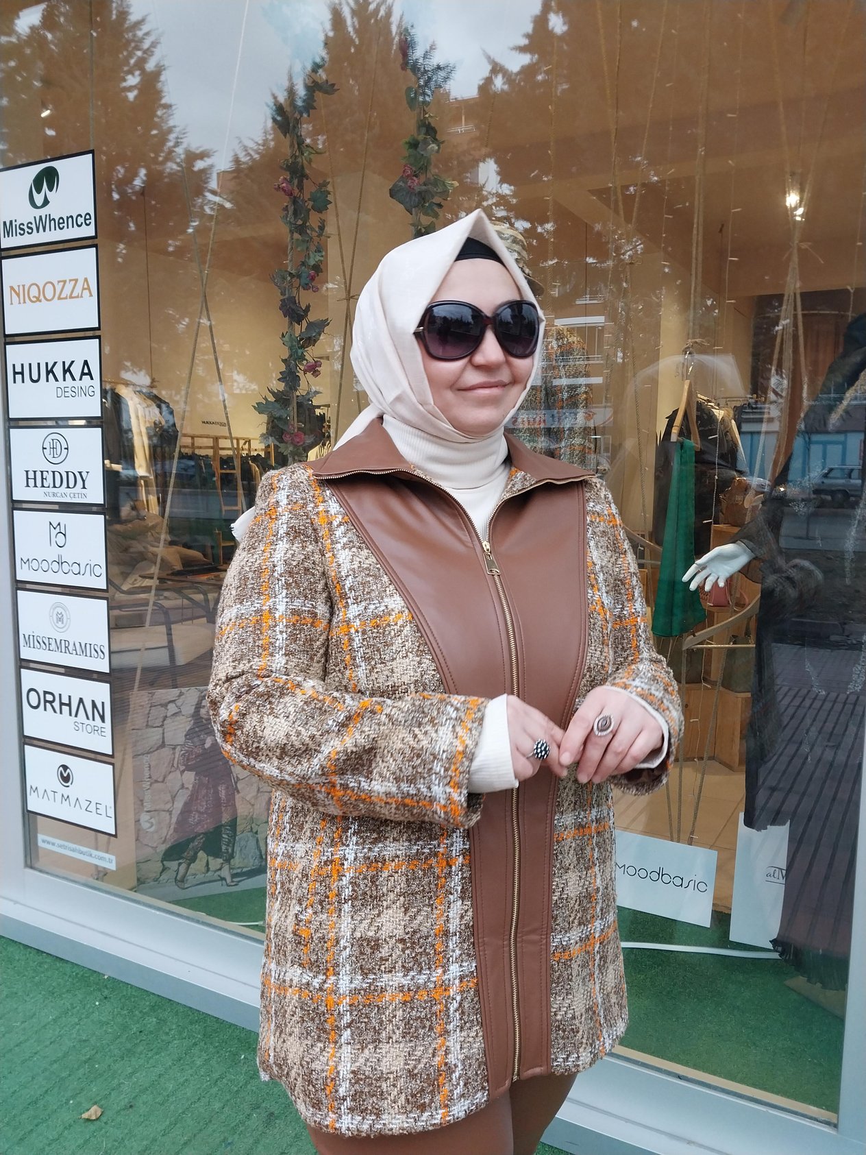 LİSAEXCLUSİVE BLAIR DERİ DETAYLI PANTOLONLU TAKIM TABA 2025