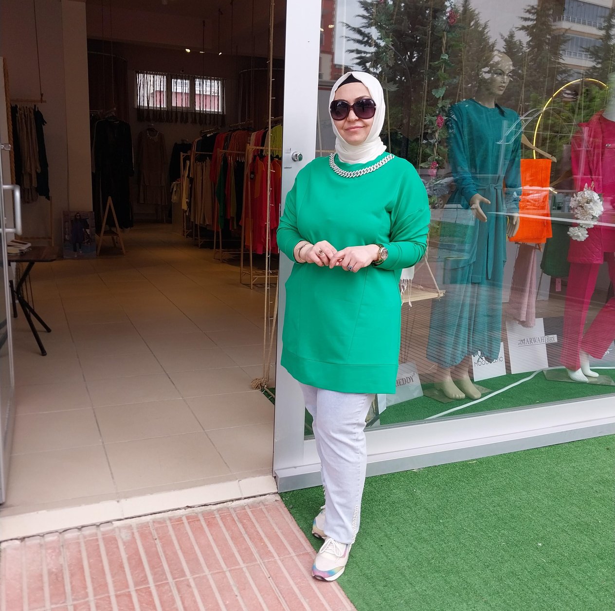 MOODBASİC YAKASI ZİNCİRLİ SWEAT SHİRT YEŞİL MB21.239 