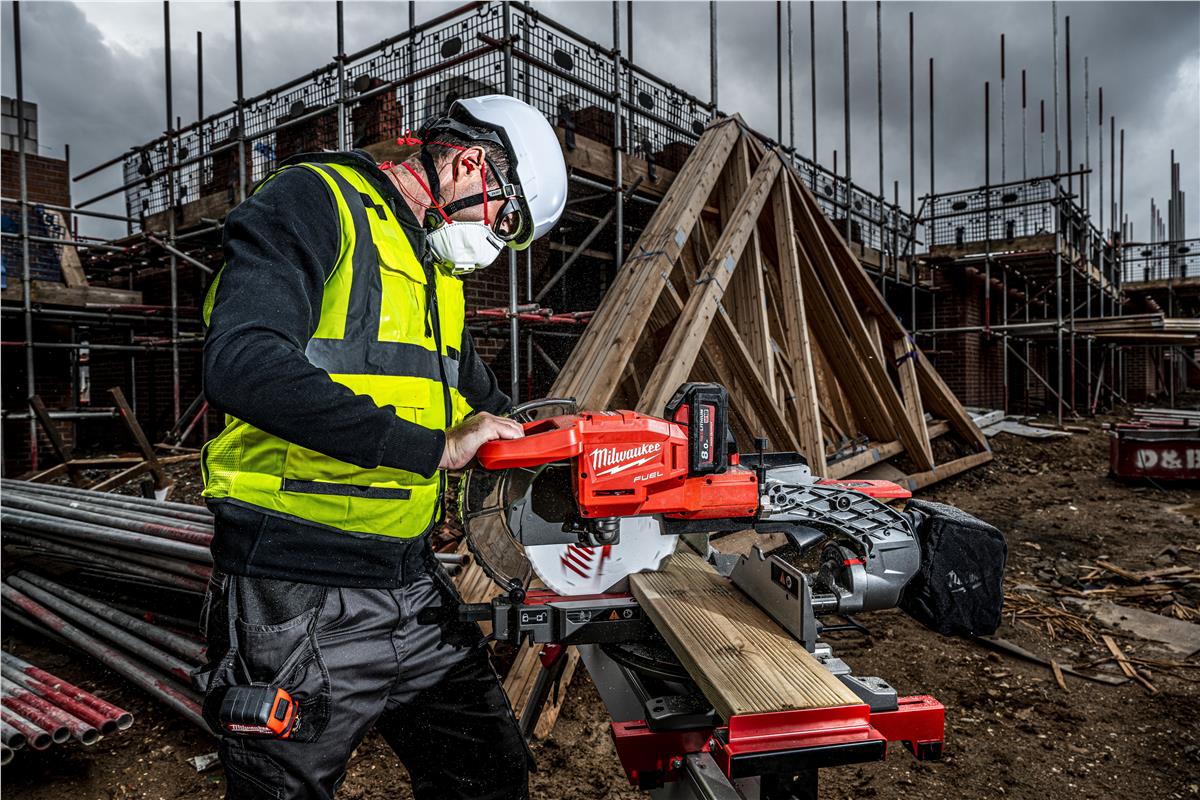 Milwaukee M18 Fms254-0 Akülü Gönye Kesme T4933451729