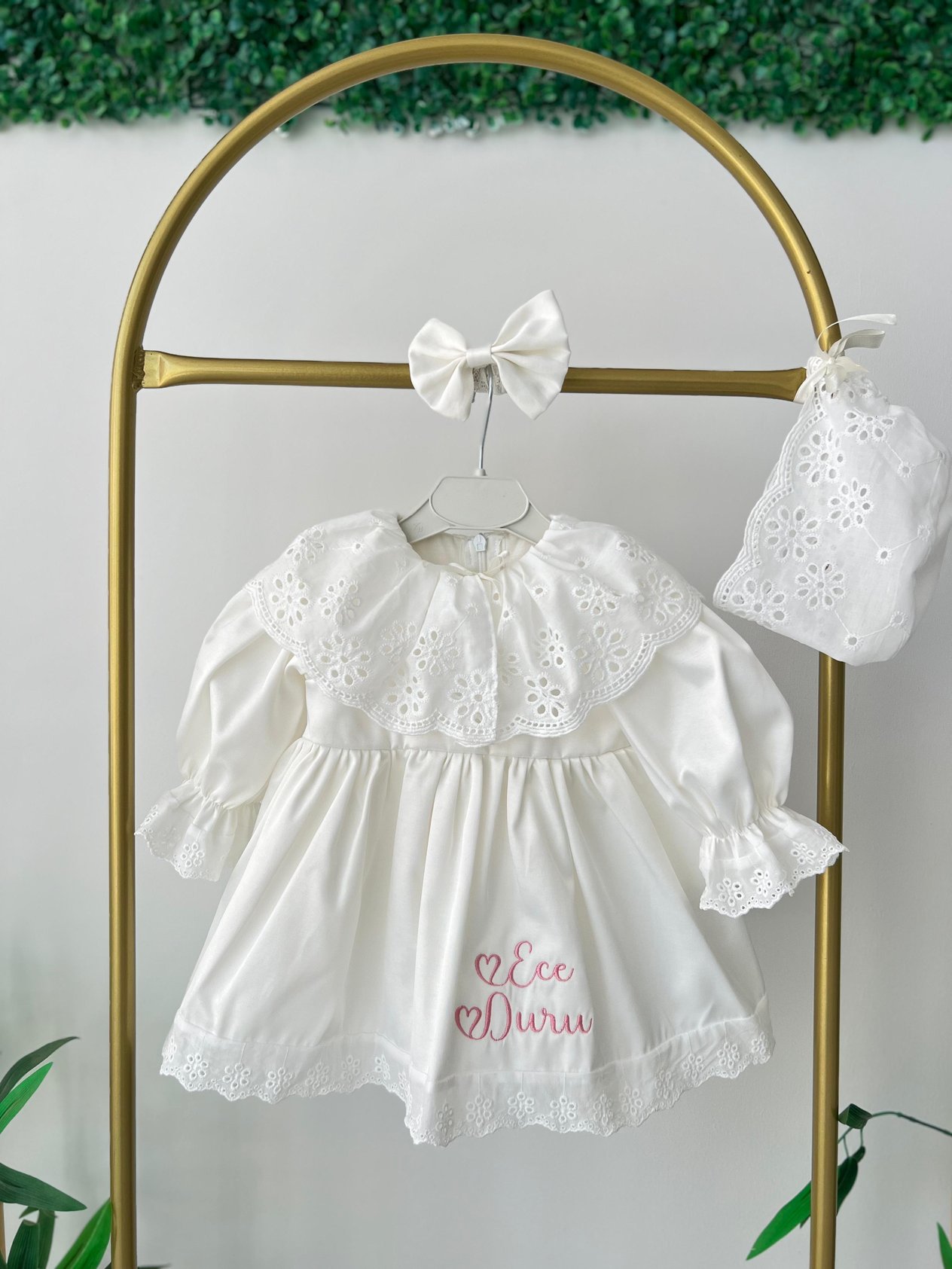 Embroidered Off-White Fisto Cape Collar Dress