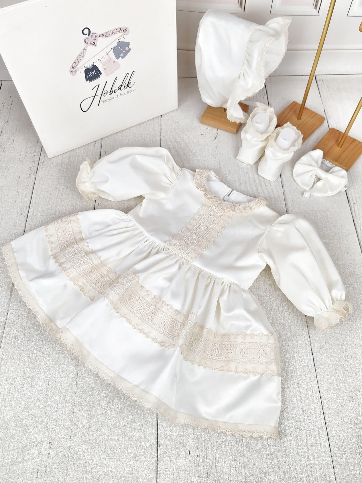 Kız Bebek  Vintage Dantel Elbise Set 