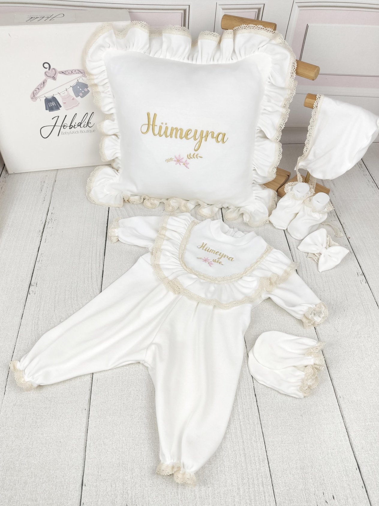 Krem Fırfırlı Tulum Set 