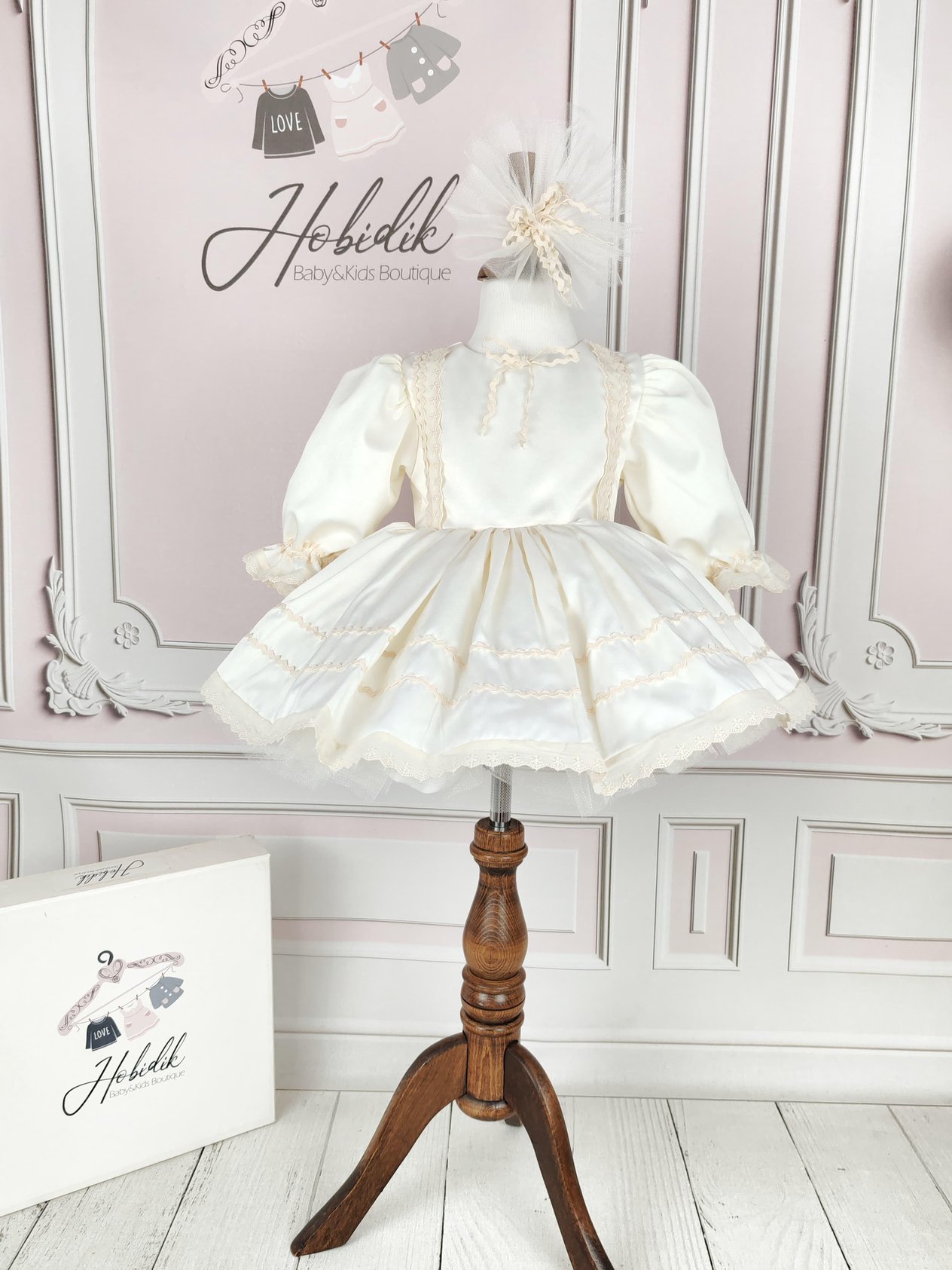 Krem Vintage Kabarık Elbise