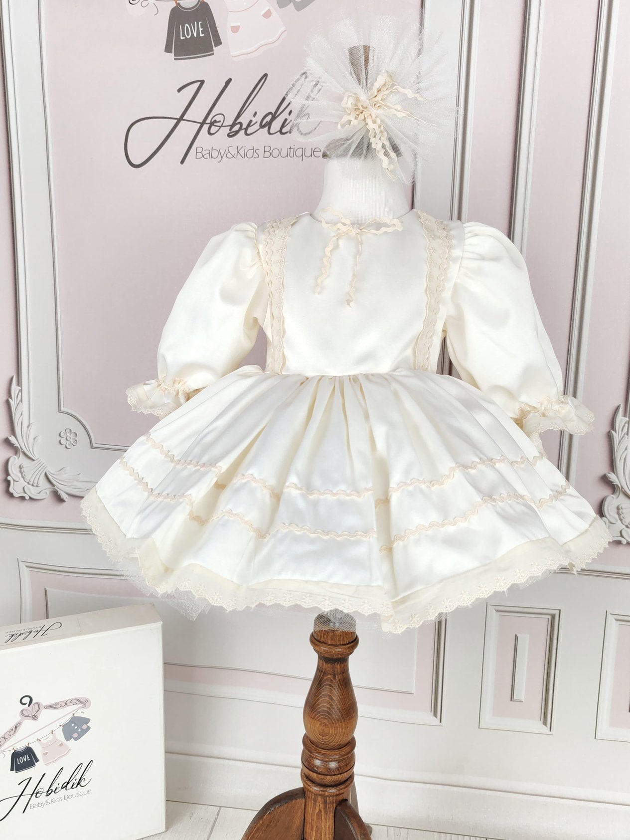 Krem Vintage Kabarık Elbise
