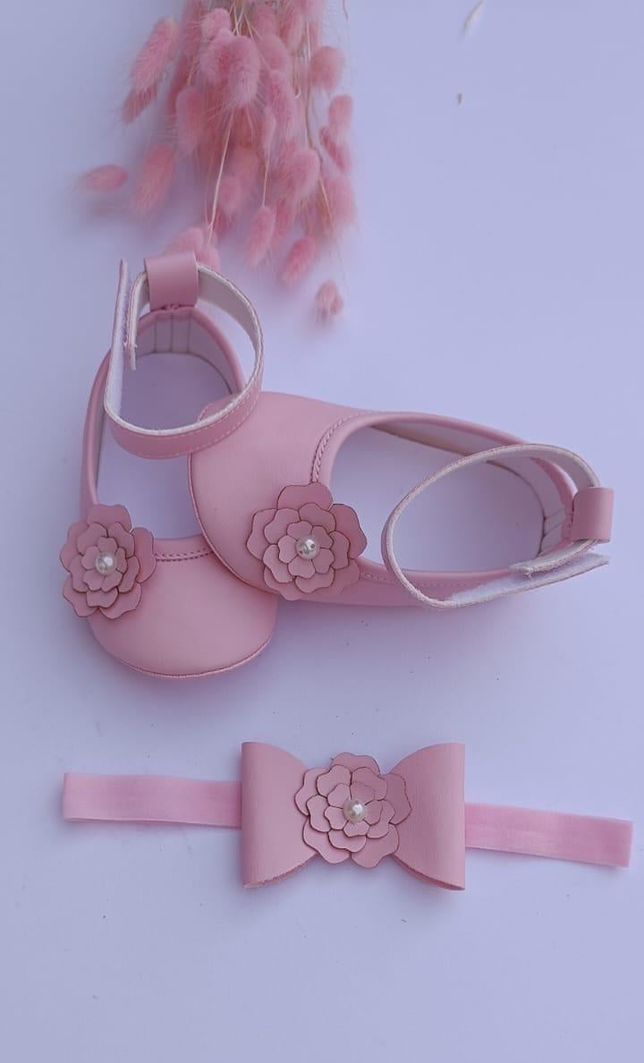 Pembe Çiçek Desenli Ayakkabı Set 