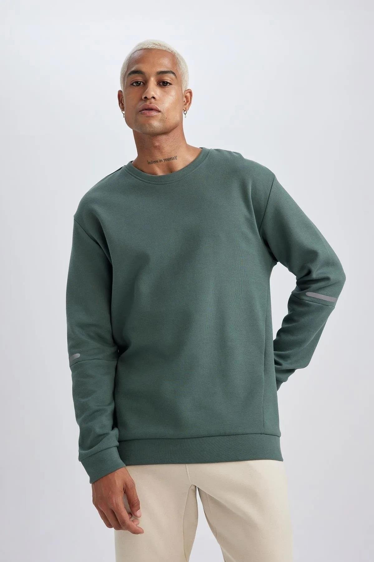 Sweat Shirt