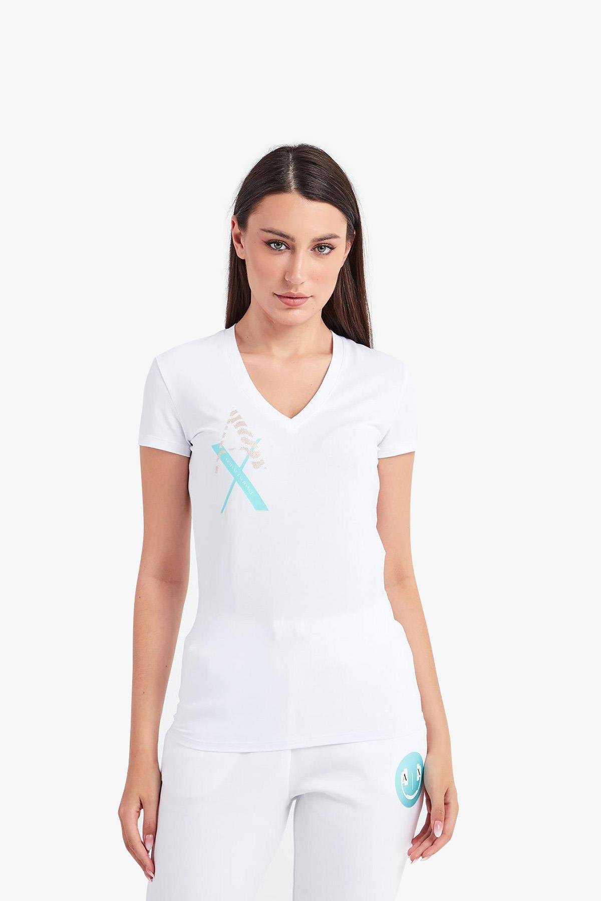 Armani Exchange Logolu Beyaz V Yaka Kadın T-Shirt