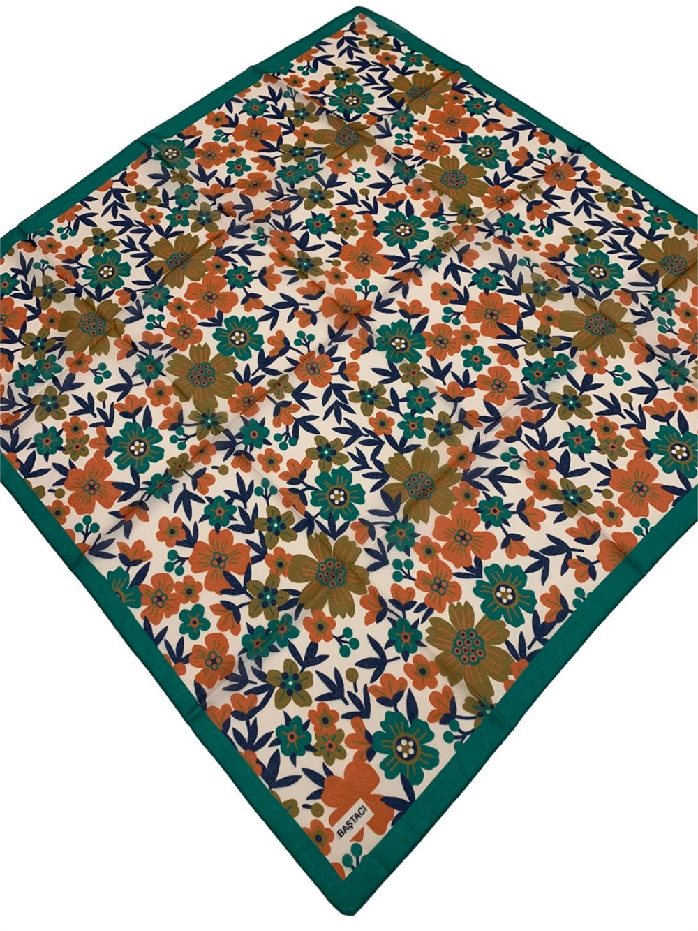 NINE SOFT 004 BENETTON EŞARP